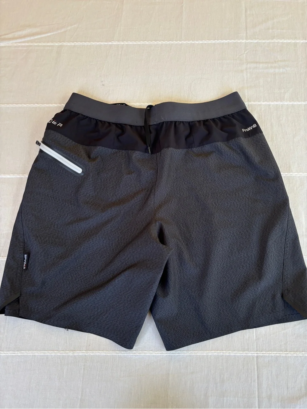 Spyder Active Men’s Athletic Running Shorts Gray Black Drawstring Performance L